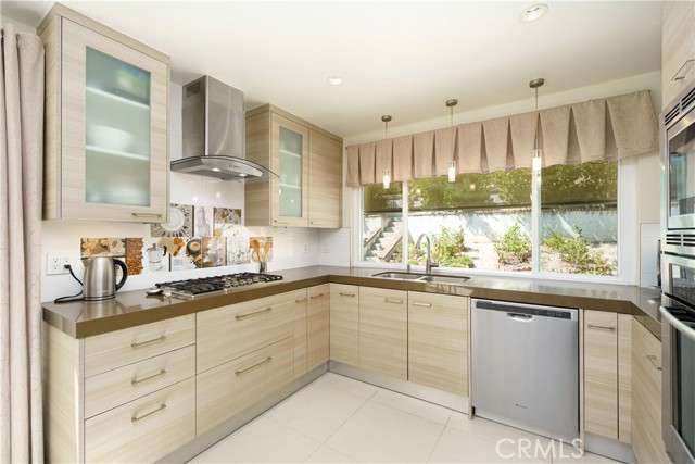 MLS #OC25228577 image #9