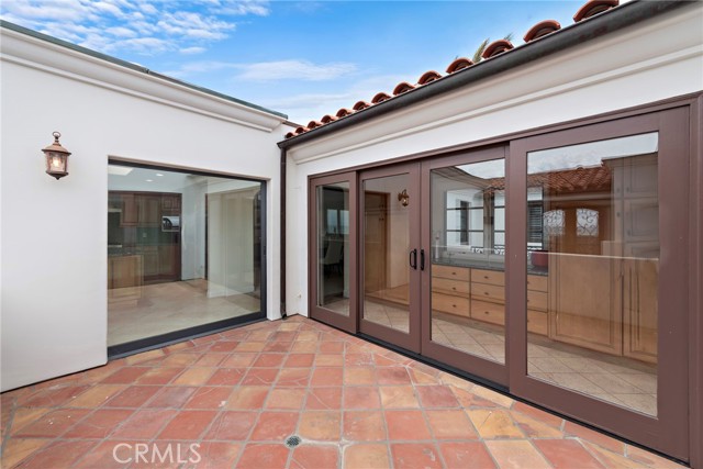 MLS #OC25228579 image #16