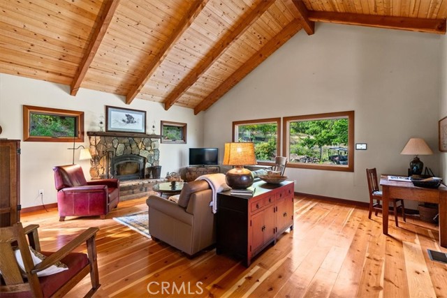 MLS #OC25228650 image #16