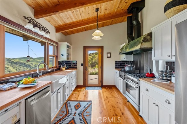 MLS #OC25228650 image #20