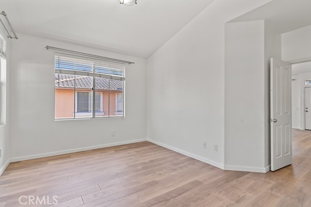 MLS #OC25228696 image #12