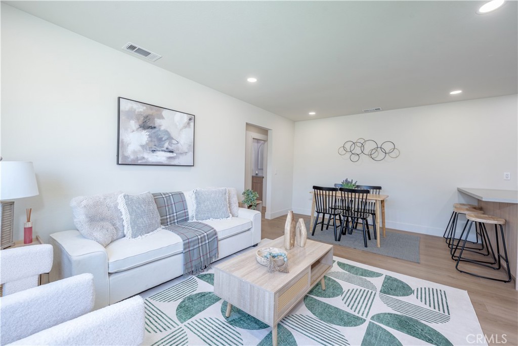 MLS #OC25228724 image #14