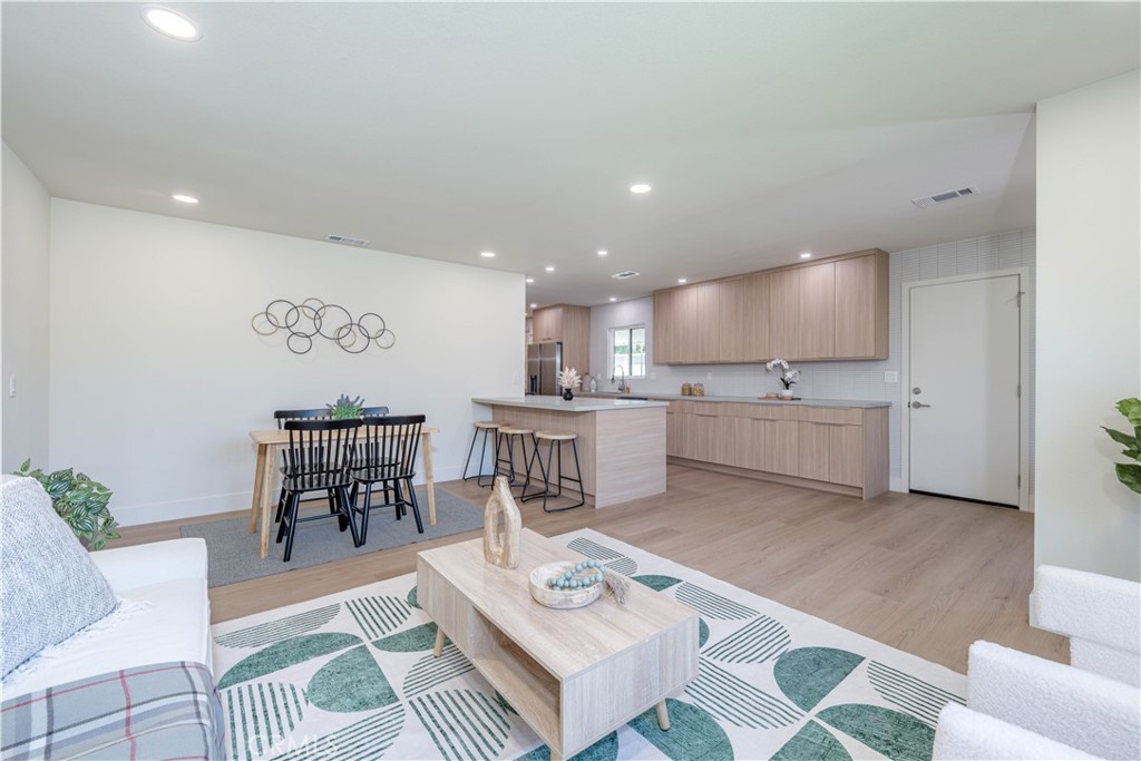 MLS #OC25228724 image #15