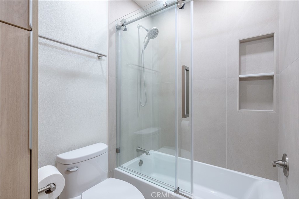 MLS #OC25228724 image #25