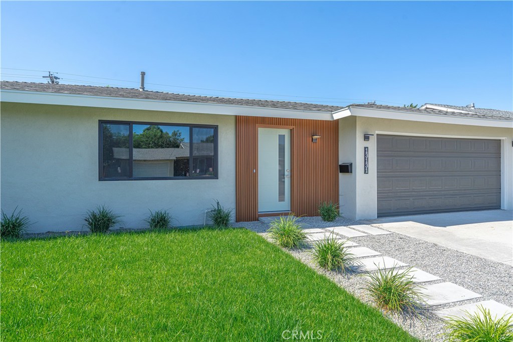 MLS #OC25228724 image #3