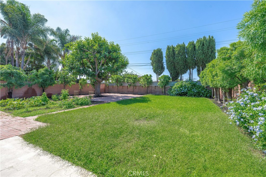 MLS #OC25228724 image #32