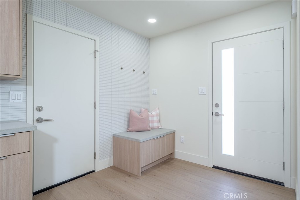 MLS #OC25228724 image #4