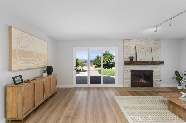 MLS #OC25228756 image #13