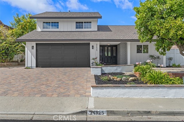 MLS #OC25228756 image #2