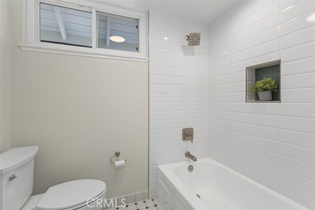 MLS #OC25228756 image #24