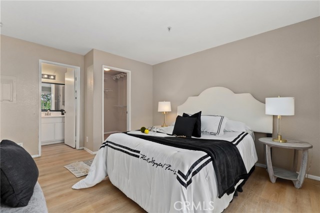 MLS #OC25228882 image #12