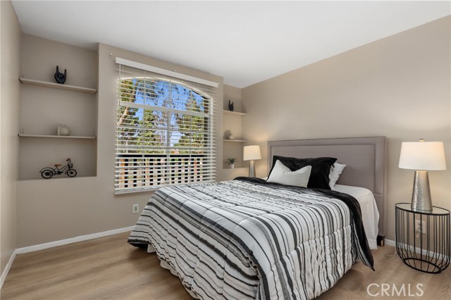 MLS #OC25228882 image #15