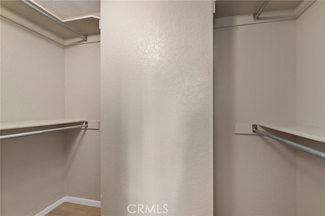 MLS #OC25228882 image #17