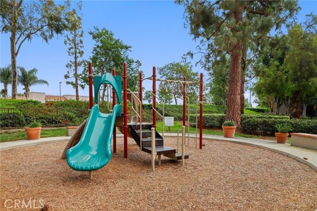 MLS #OC25228882 image #24