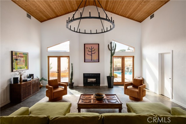 MLS #OC25228921 image #3