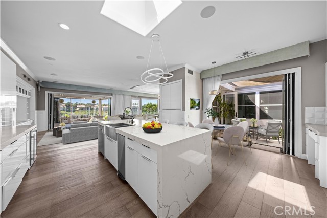 MLS #OC25201046 image #16