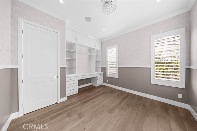 MLS #OC25201046 image #30