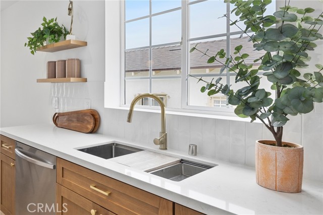 MLS #OC25229026 image #13