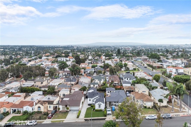 MLS #OC25229026 image #47