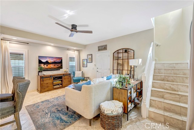 MLS #OC25229096 image #17