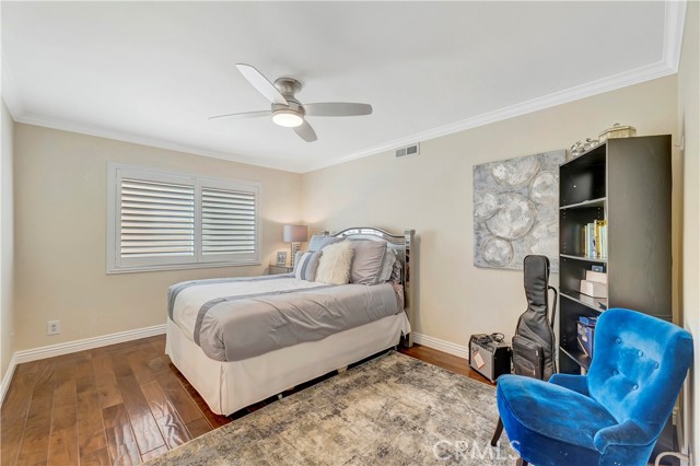 MLS #OC25229096 image #28