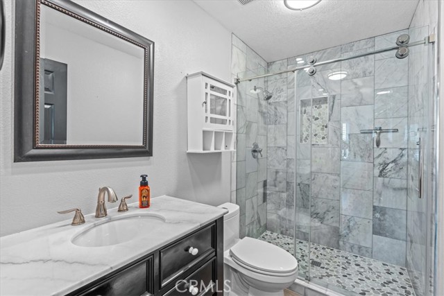 MLS #OC25229129 image #12