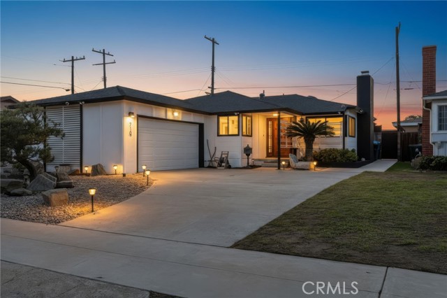 MLS #OC25229173 image #1