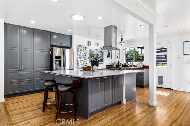 MLS #OC25229173 image #16