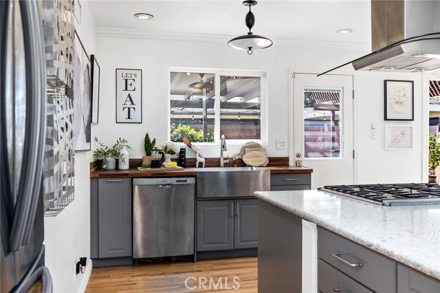 MLS #OC25229173 image #21