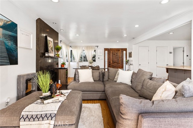 MLS #OC25229173 image #22