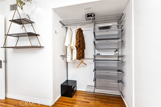 MLS #OC25229173 image #26