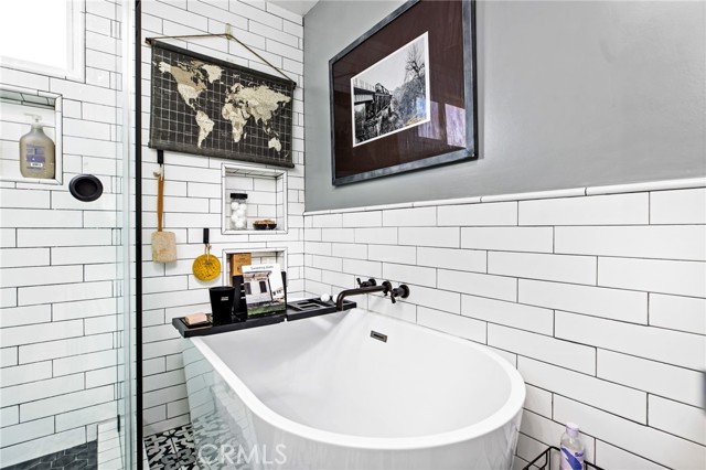 MLS #OC25229173 image #32