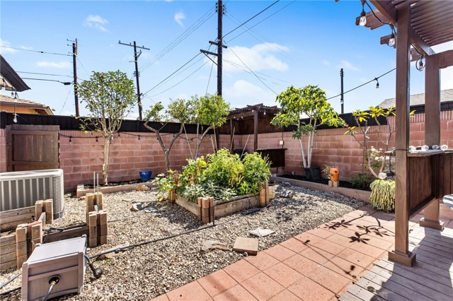 MLS #OC25229173 image #35