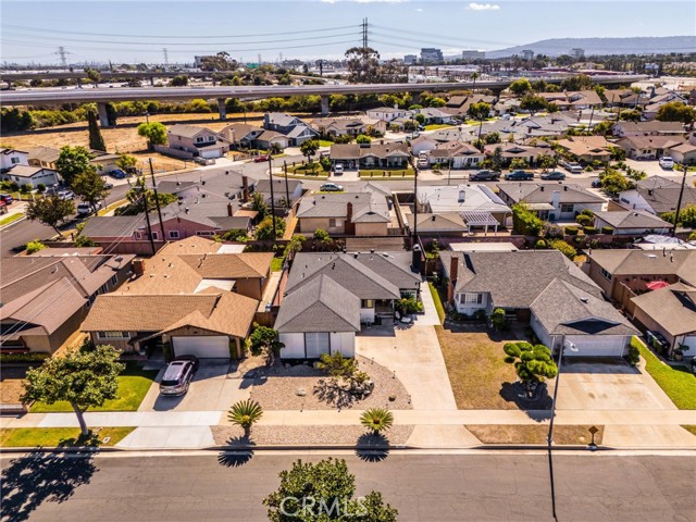 MLS #OC25229173 image #40