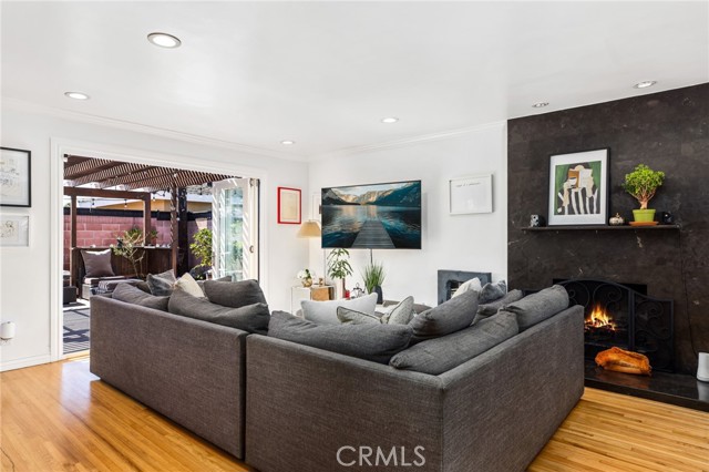 MLS #OC25229173 image #5