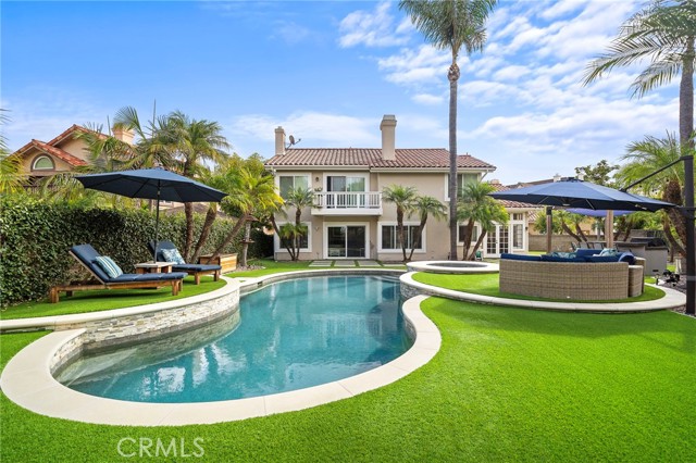 MLS #OC25229261 image #0