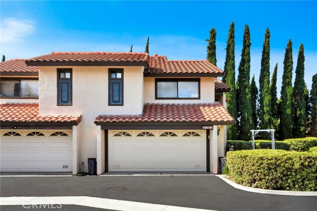 MLS #OC25229284 image #1