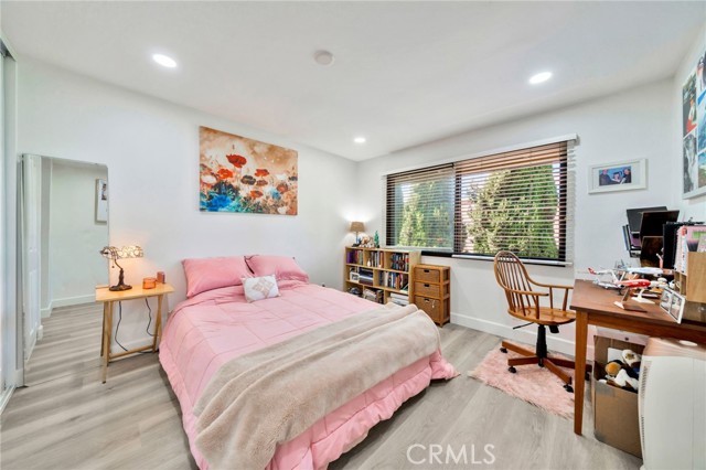 MLS #OC25229284 image #18