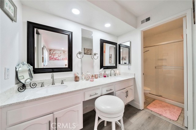 MLS #OC25229284 image #24