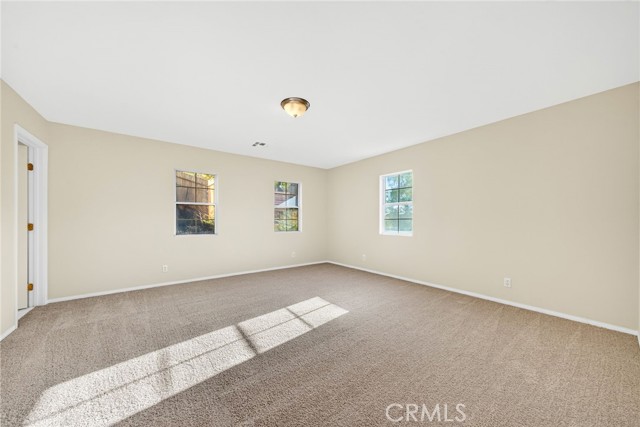 MLS #OC25229385 image #14