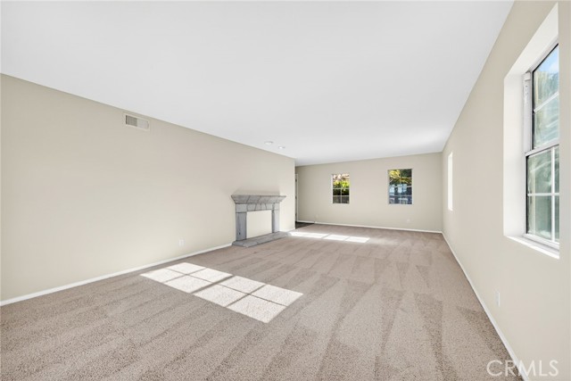 MLS #OC25229385 image #21