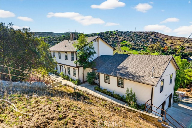 MLS #OC25229385 image #3