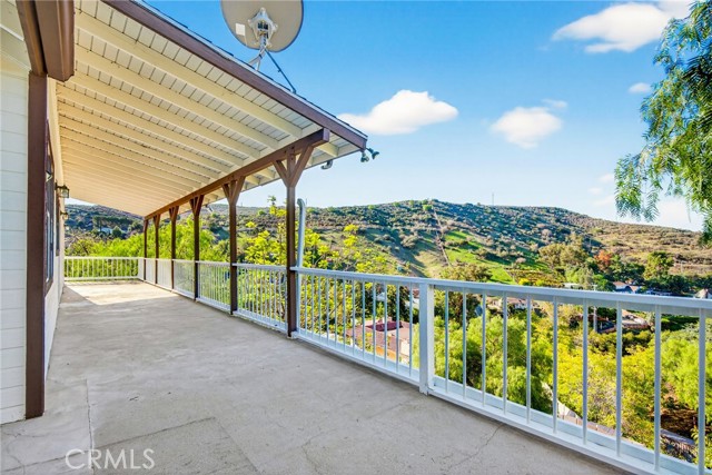 MLS #OC25229385 image #6