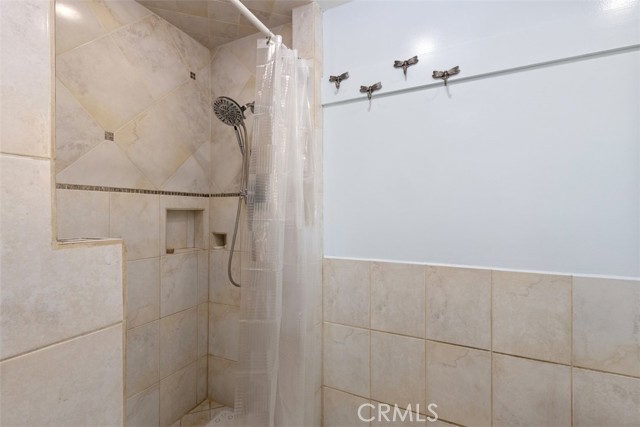 MLS #OC25229481 image #14