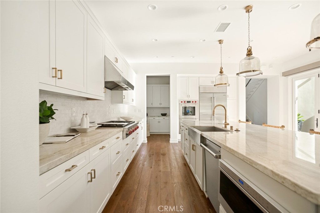 MLS #OC25229621 image #10