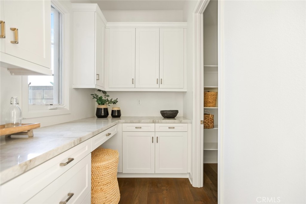 MLS #OC25229621 image #12