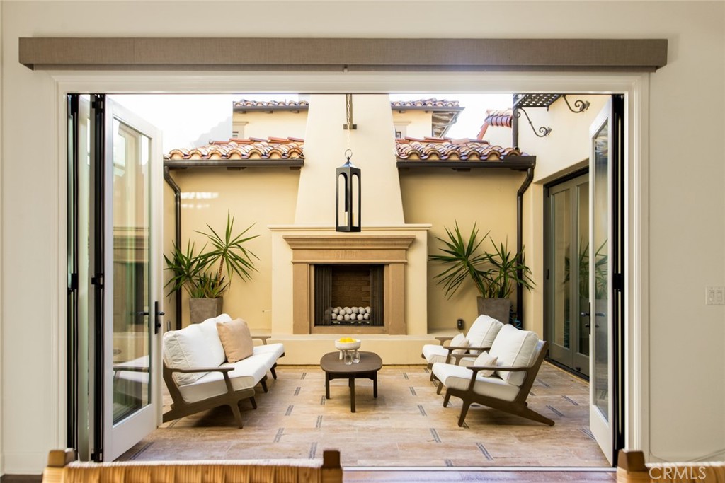 MLS #OC25229621 image #15