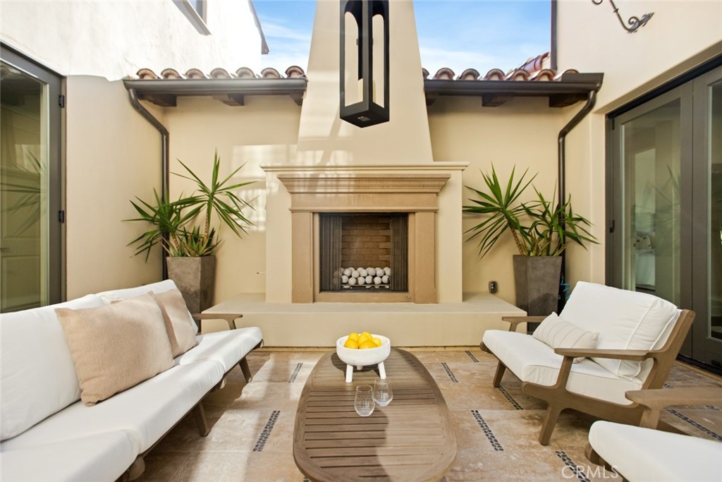 MLS #OC25229621 image #16