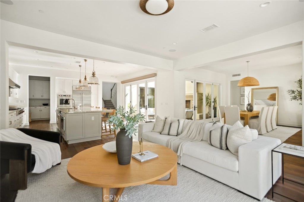 MLS #OC25229621 image #31