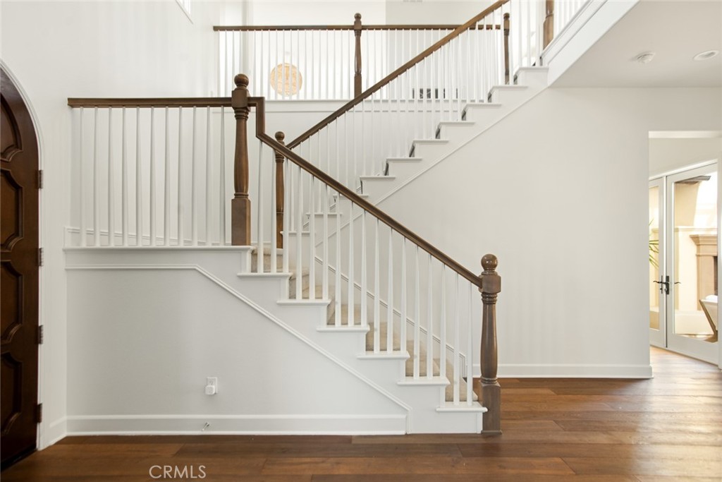 MLS #OC25229621 image #32